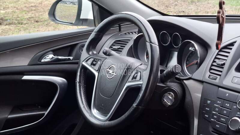 Opel Insignia 
