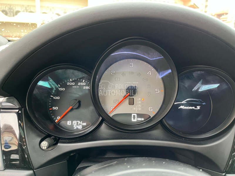 Porsche Macan s