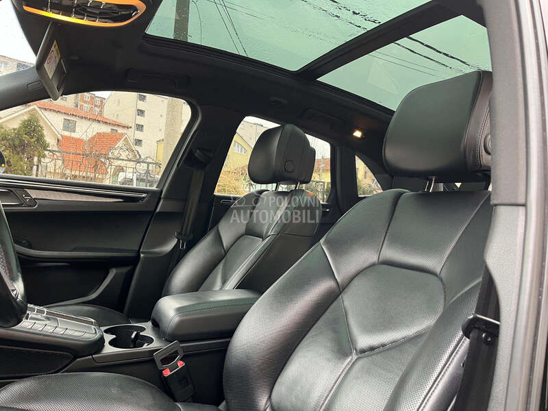 Porsche Macan s
