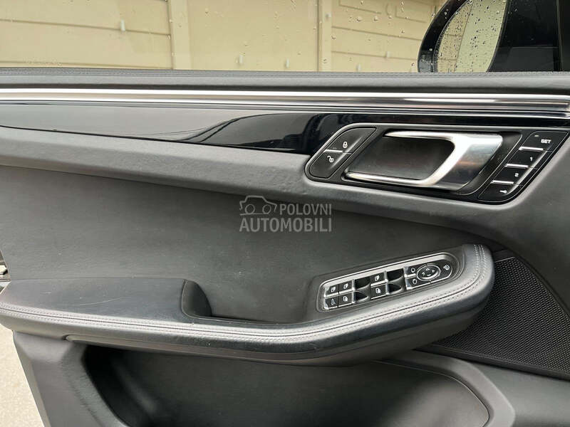 Porsche Macan s