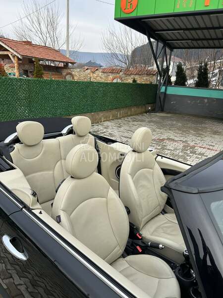 MINI Cooper Cabrio