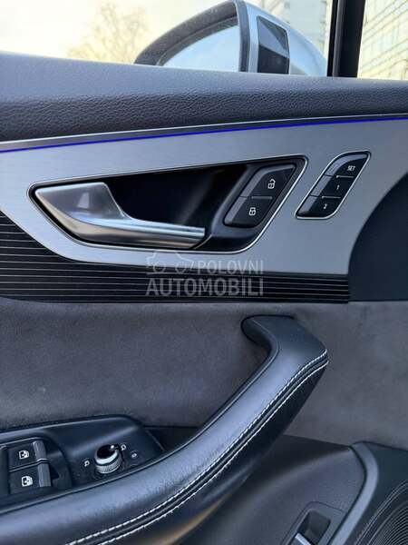 Audi SQ7 V8T