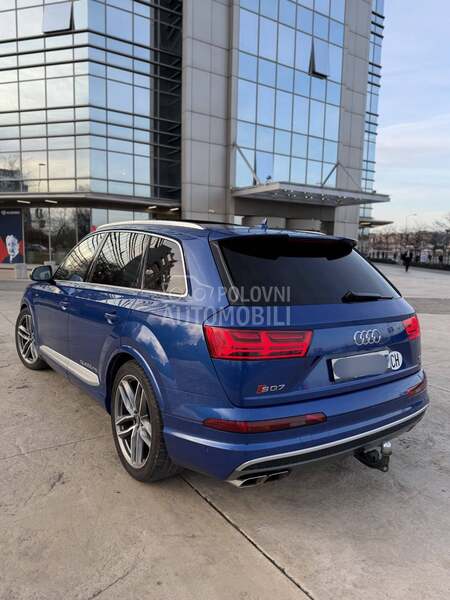 Audi SQ7 V8T