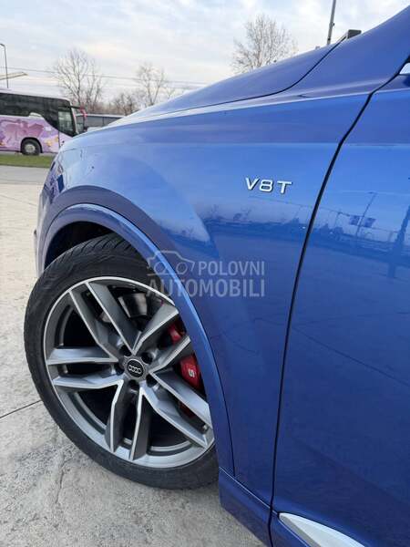 Audi SQ7 V8T
