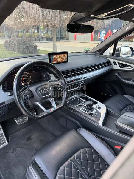 Audi SQ7 V8T