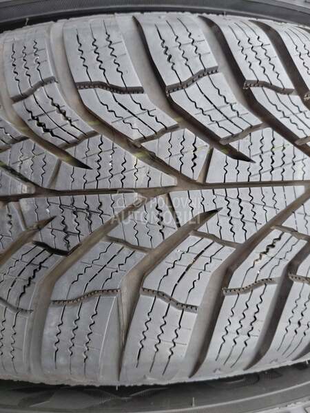 Kumho 185/65 R15 Zimska