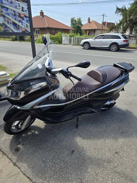 Piaggio X10 Executive Abs