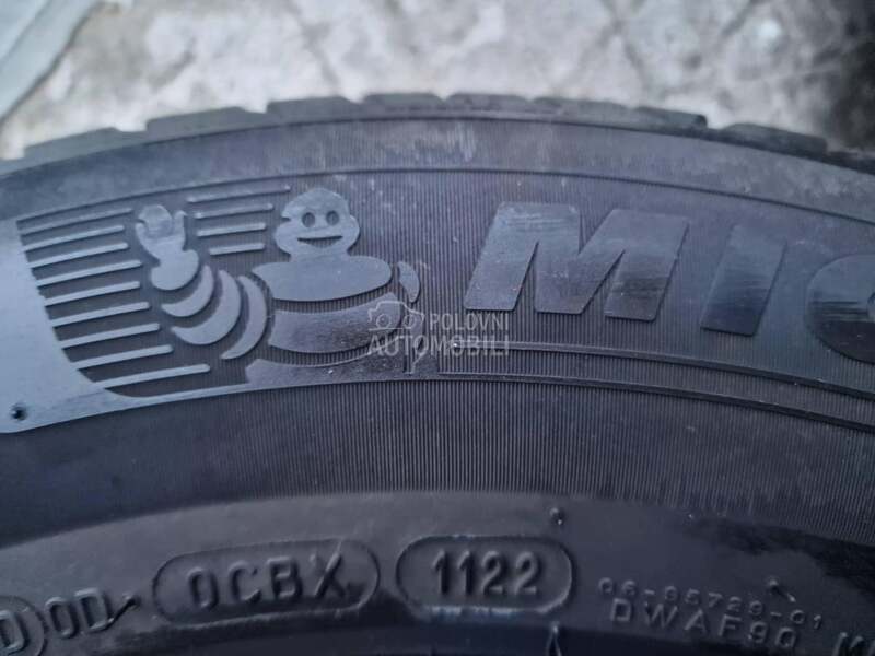 Michelin 215/65 R16 Letnja