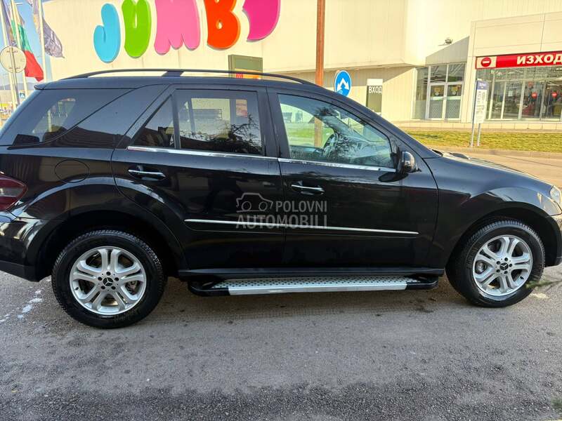 Mercedes Benz ML 320 