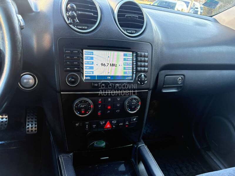 Mercedes Benz ML 320 