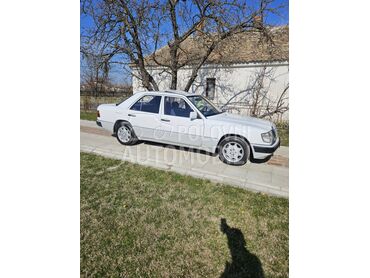 Mercedes Benz W124 250D