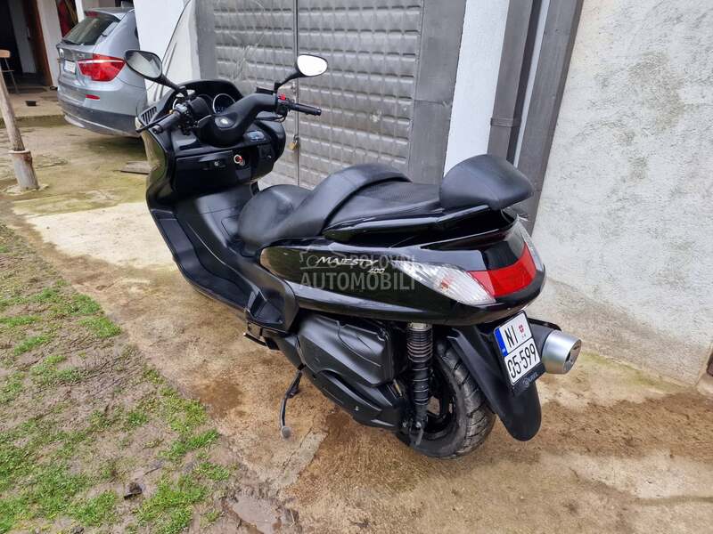 Yamaha Majesty