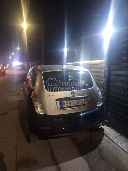 Lancia Ypsilon 