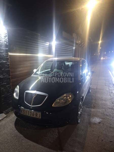 Lancia Ypsilon 