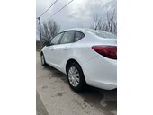 Opel Astra J ENJOY 1.6