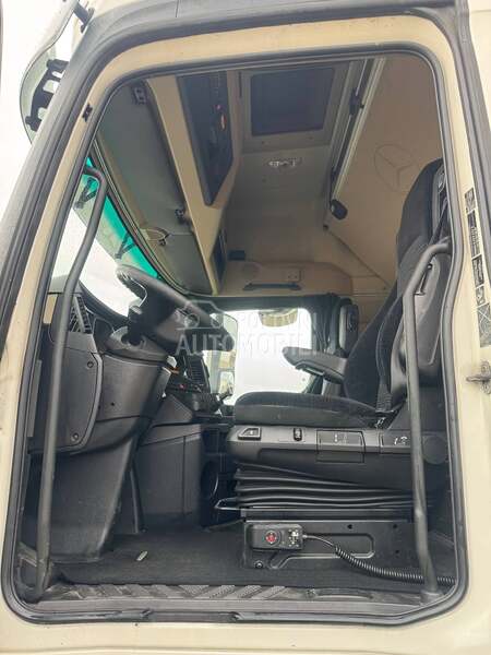 Mercedes Benz Actros 1842 MEGA