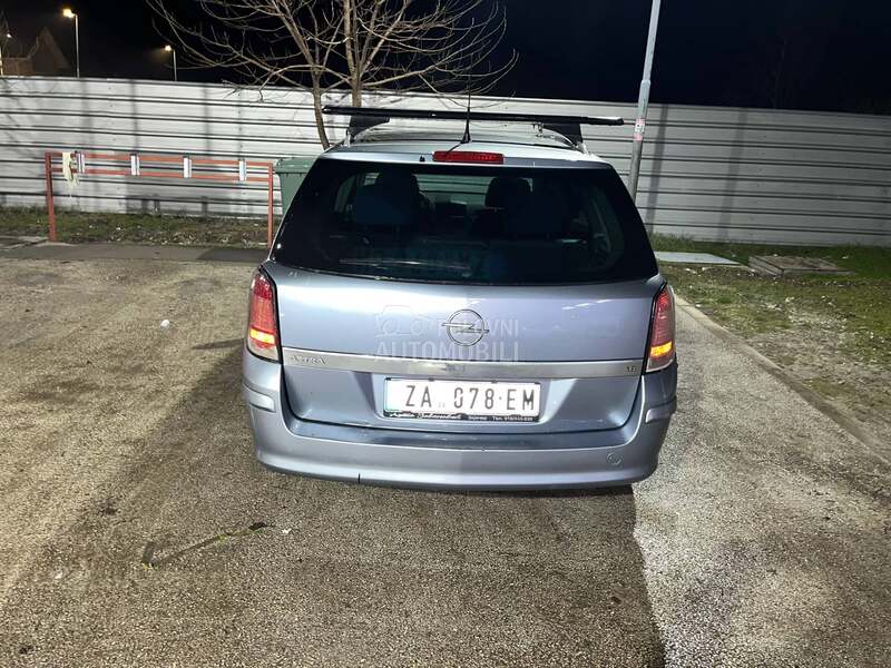 Opel Astra H 