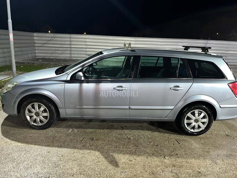Opel Astra H 