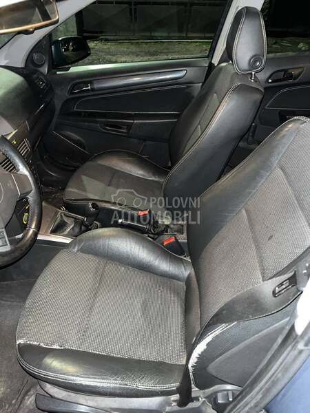 Opel Astra H 