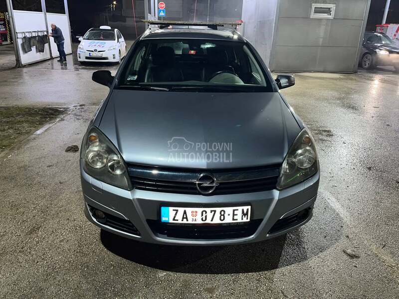 Opel Astra H 