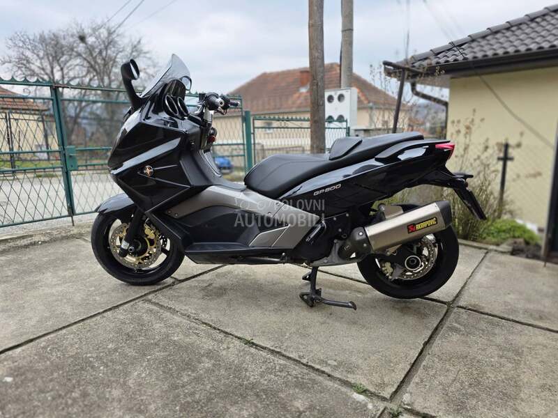 Gilera GP800  GP 800