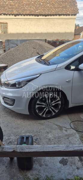 Kia pro_cee`d 1.6