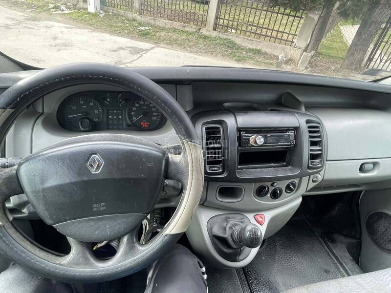 Renault Trafic 