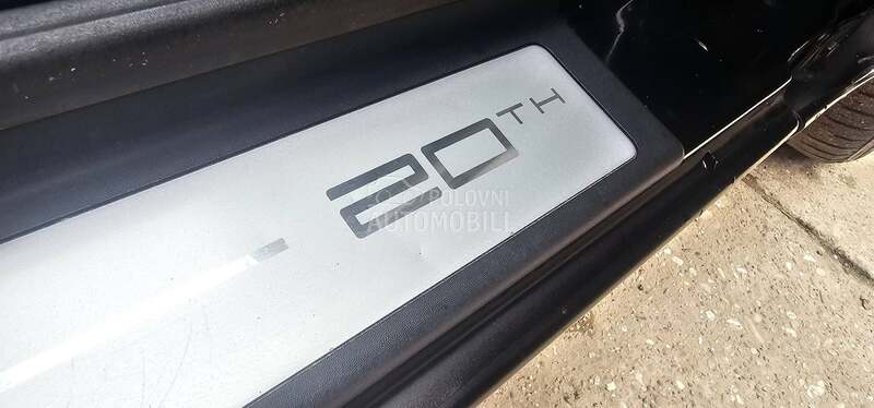 Renault Clio 1.2 16v 20TH