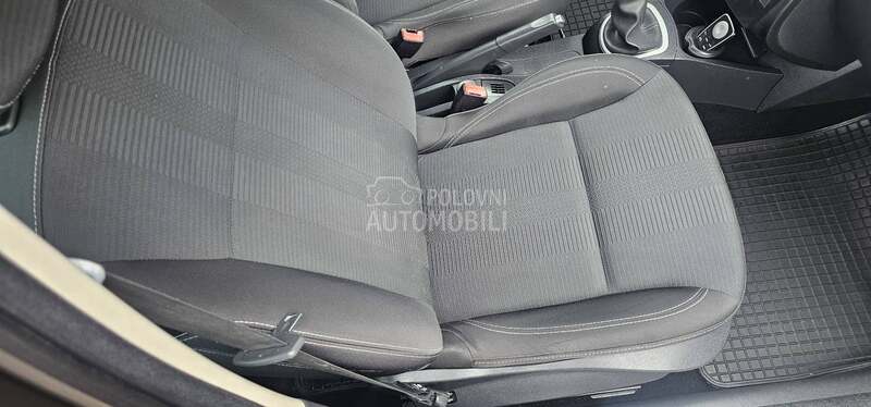 Renault Clio 1.2 16v 20TH