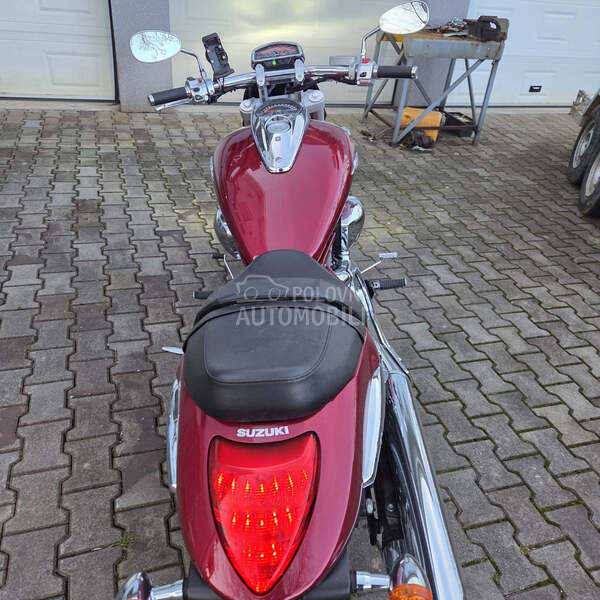 Suzuki intruder 1800 m