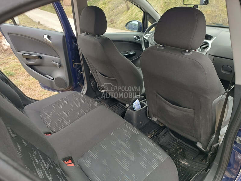 Opel Corsa D 