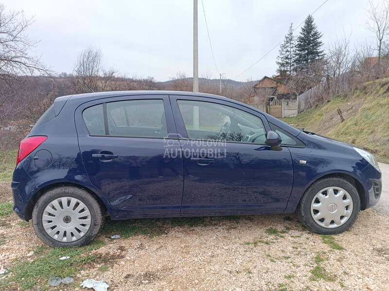 Opel Corsa D 