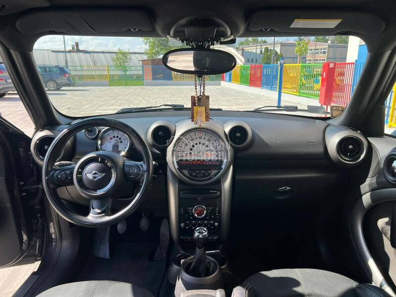 MINI Countryman 1.6d CH