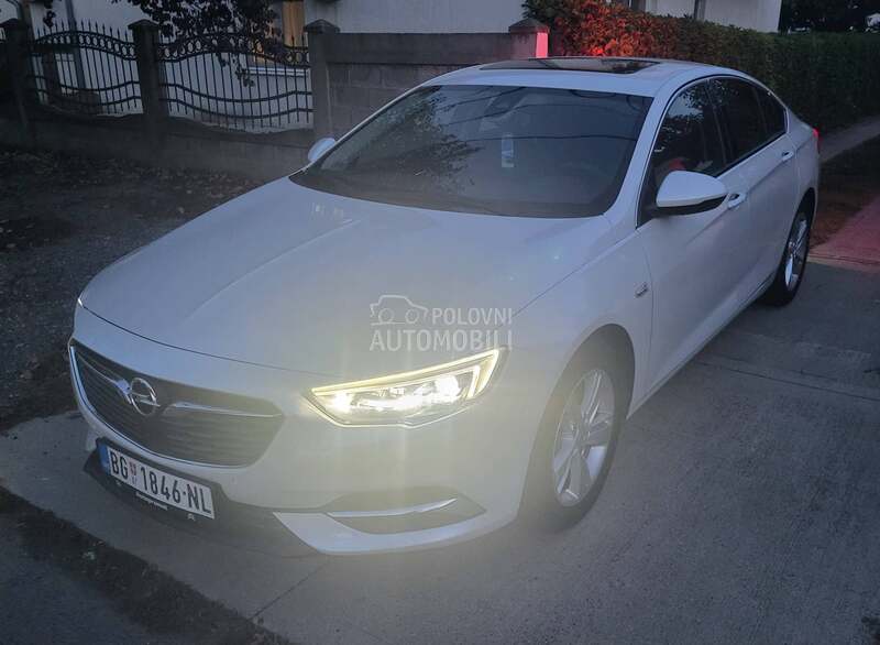 Opel Insignia 2.0 GRAND SPORT/AT8