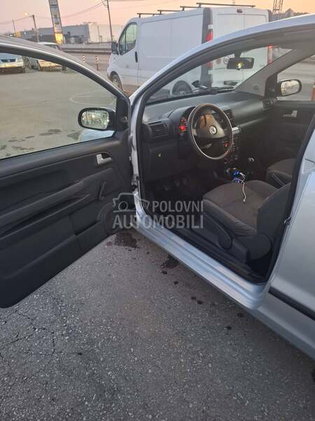 Volkswagen Fox 1.2B p.l.i.n