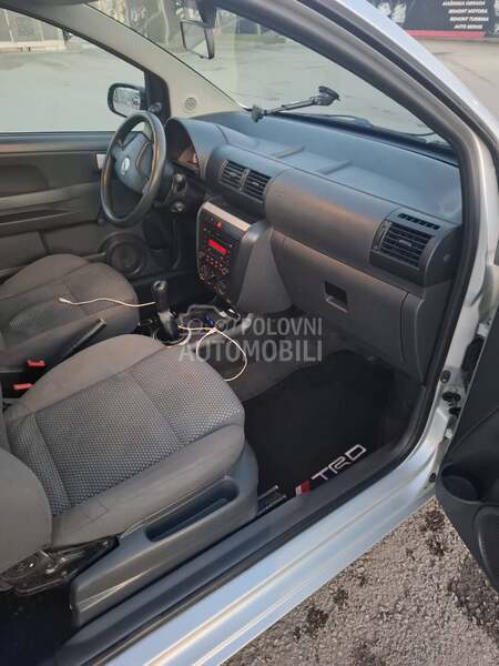 Volkswagen Fox 1.2B p.l.i.n