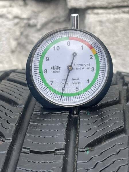 Continental 235/65 R17 Zimska