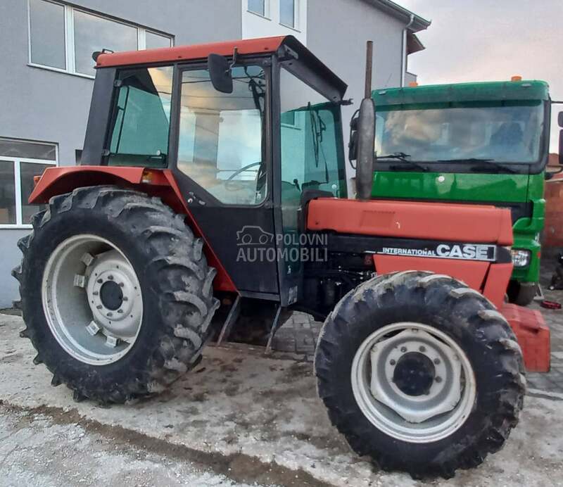 Case IH 745 AD