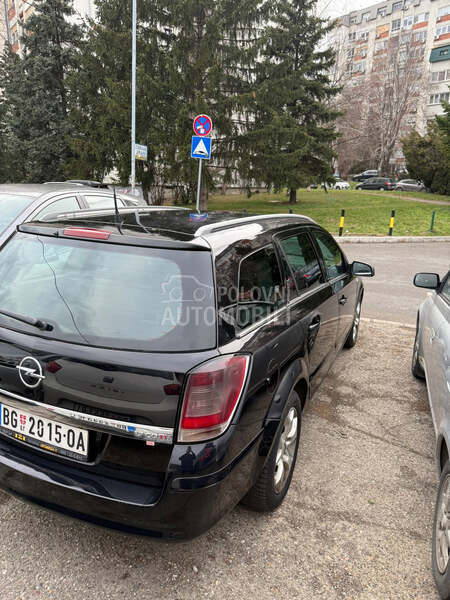 Opel Astra H 