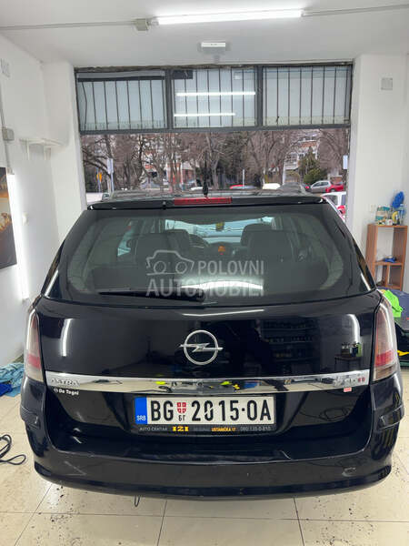 Opel Astra H 