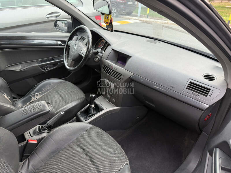 Opel Astra H 