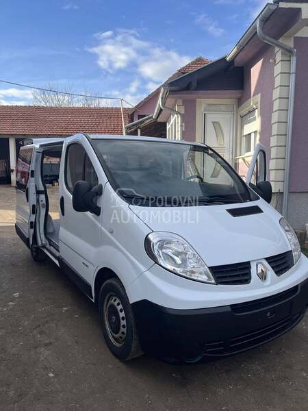 Renault Trafic 2.0 DCI