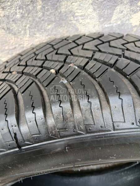 Laufenn 215/60 R16 Sve sezone