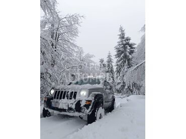 Jeep Liberty Cherokee kJ 2.8crd