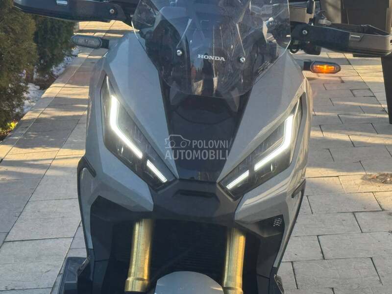 Honda X ADV 750