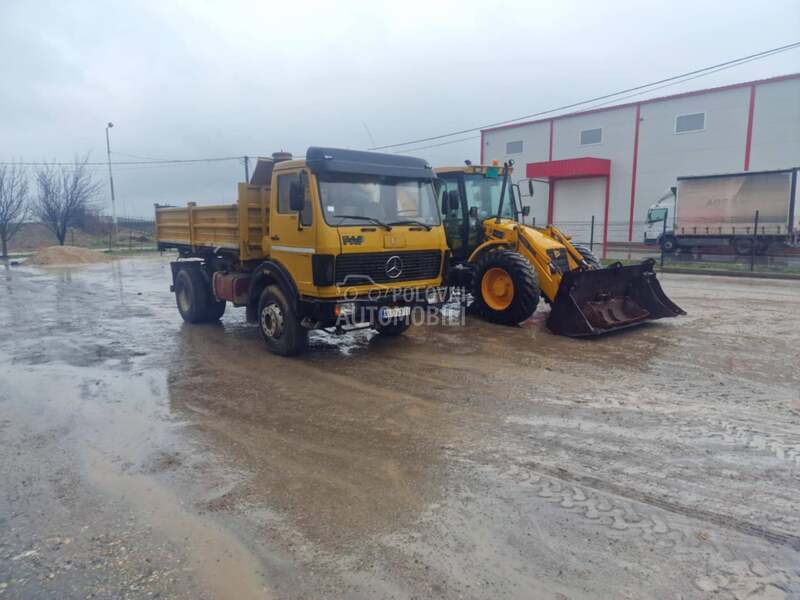 JCB 4CX