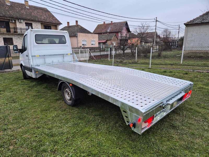 Mercedes Benz Sprinter 