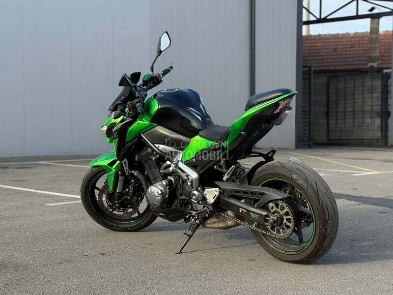 Kawasaki Z900