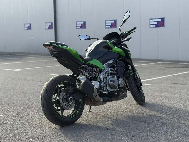 Kawasaki Z900