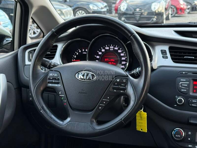 Kia cee`d 1.6 CRDI PANO